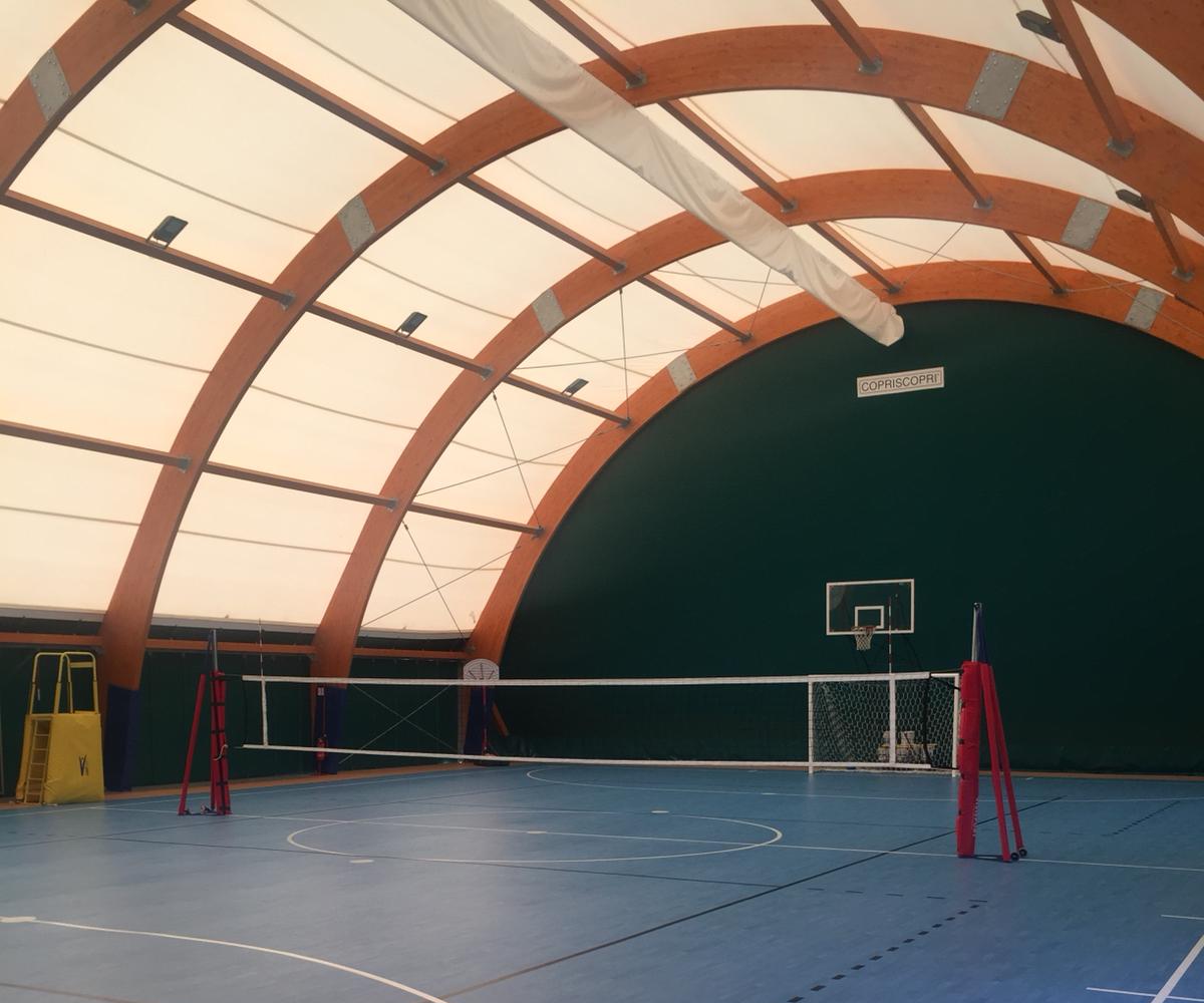 http://www.volleypalermo.it/wp-content/uploads/2018/10/sferracavallo-campo-ok.jpg